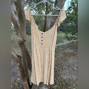 Yellow and white floral Billabong dress